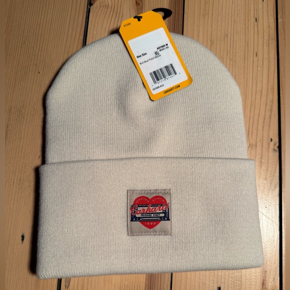 Carhartt Accessories - Carhartt Womens Knit Heart Patch Beanie NWT